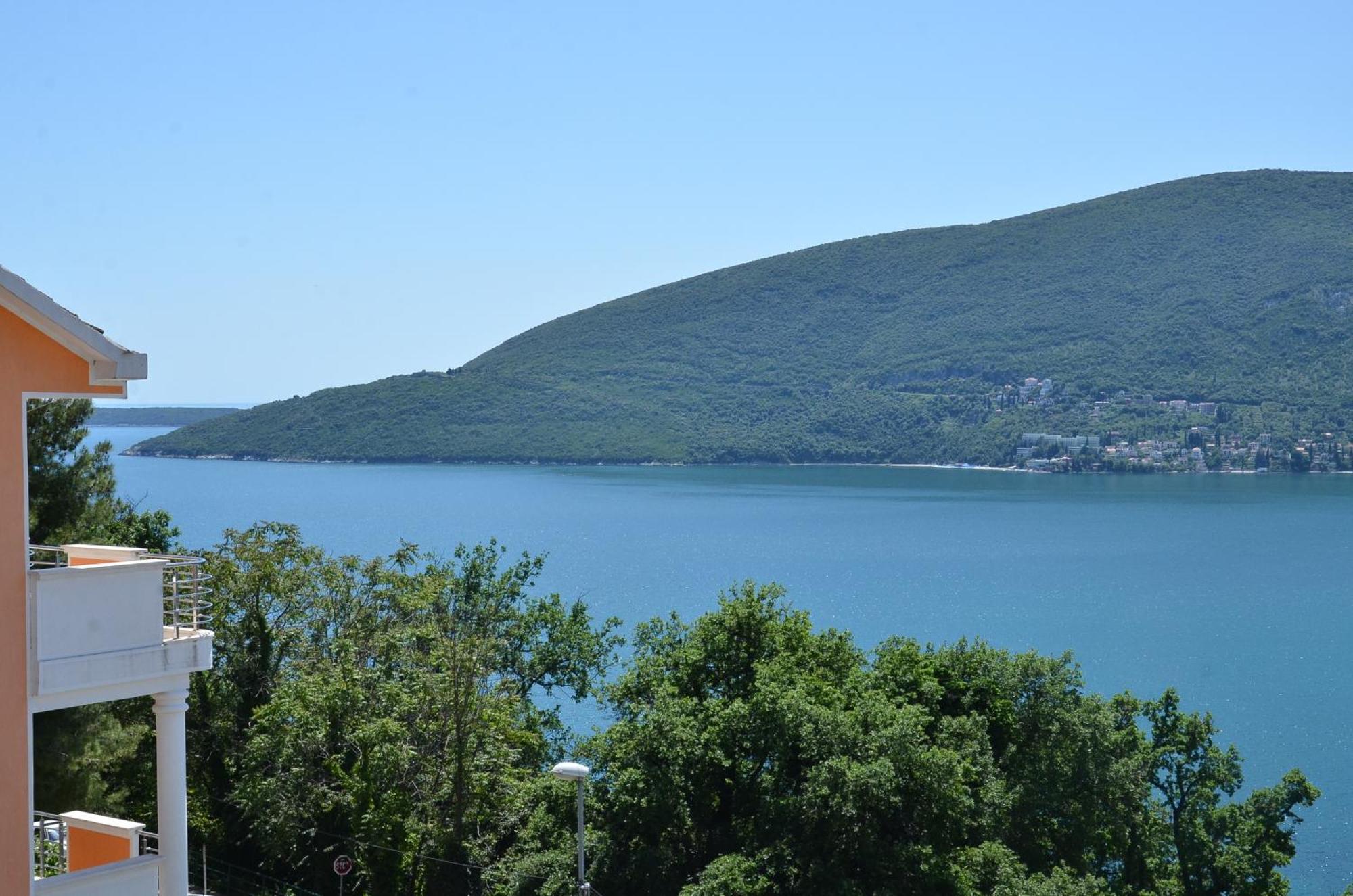 Apartment Cindy Herceg Novi Buitenkant foto