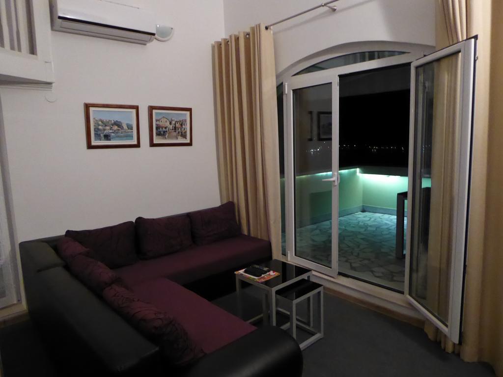 Apartment Cindy Herceg Novi Buitenkant foto